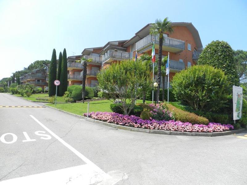 Panorama Apartment Peschiera Peschiera del Garda Exterior photo